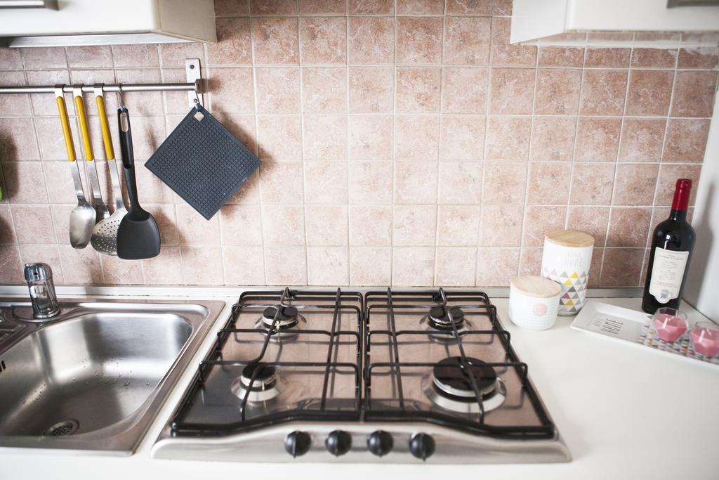 Апартаменти Alessia'S Flat - Breno 1 Мілан Екстер'єр фото